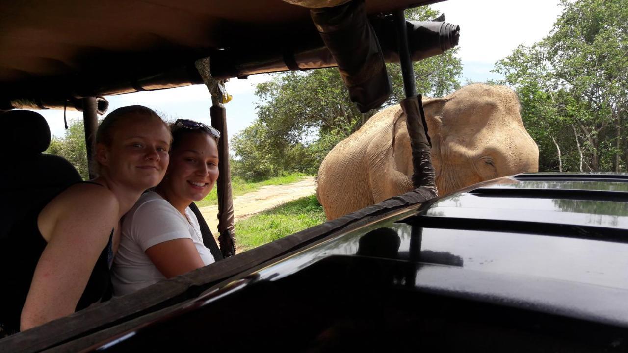 Tusker'S Paradise Safari Villa Udawalawe Dış mekan fotoğraf