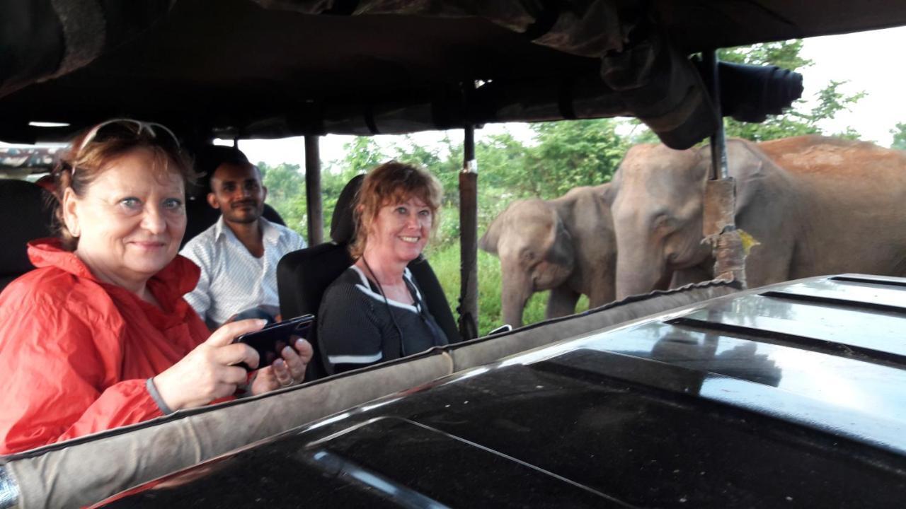 Tusker'S Paradise Safari Villa Udawalawe Dış mekan fotoğraf